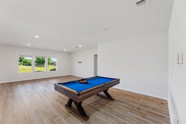 Foto del edificio - 120 Loon Dr