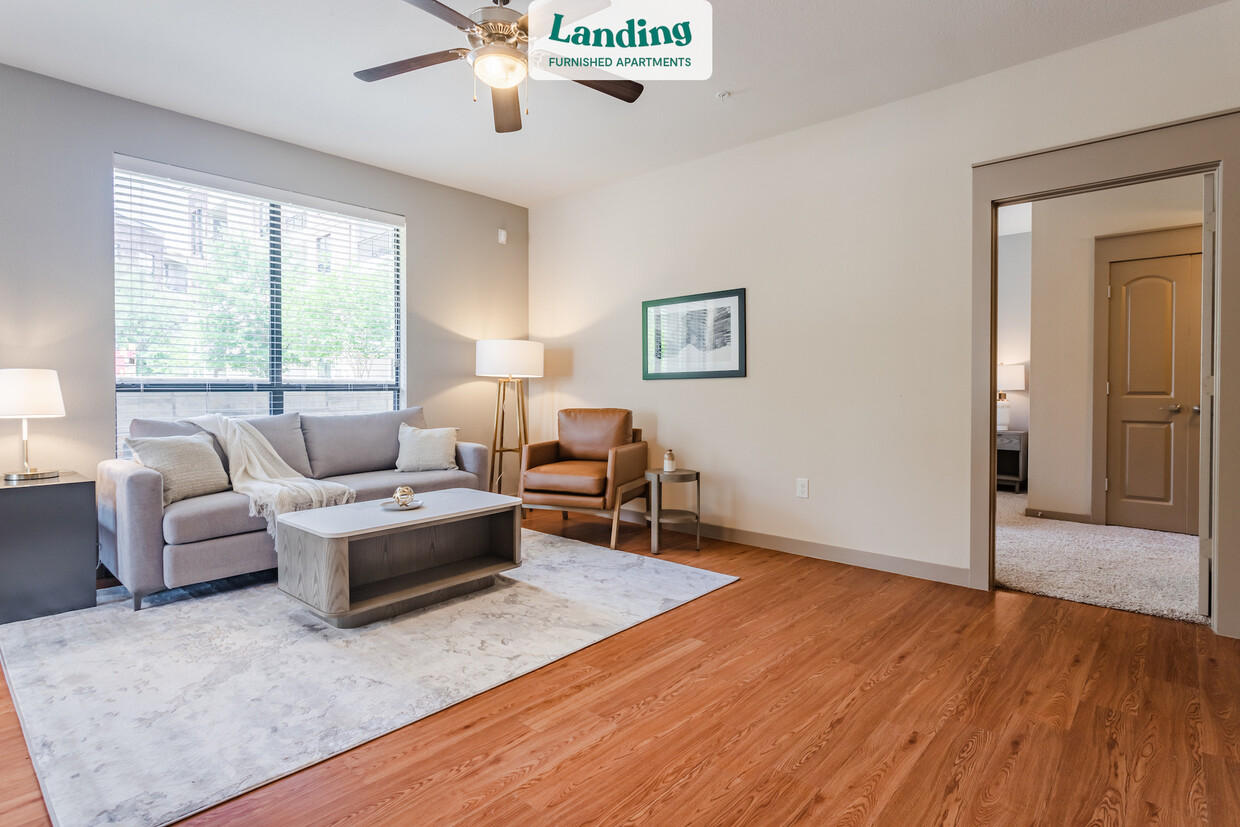 Foto principal - 7500 Branford Pl
