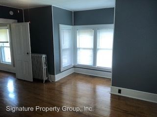 Building Photo - 1129 S State St