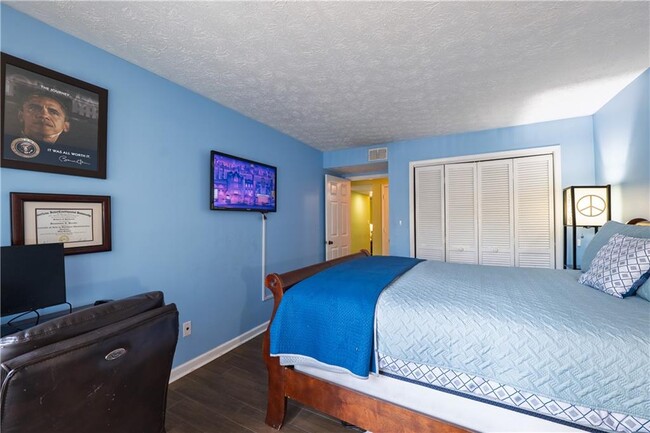 Foto del edificio - 2618 Stoney Creek Rd SE