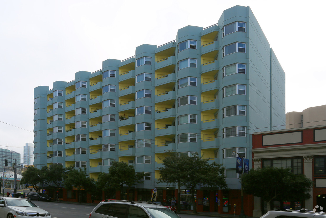 Building Photo - Woolf House Apartments