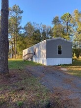 Building Photo - 75 Medlar Ln