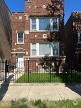 Building Photo - 7931 S Paulina St