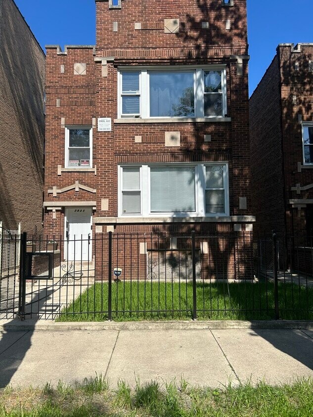 Primary Photo - 7931 S Paulina St