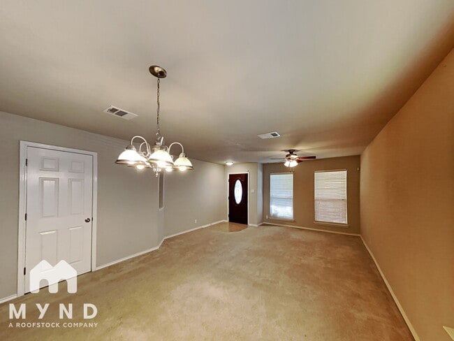 Building Photo - 114 Arcadia Pl