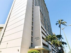 Building Photo - 2211 Ala Wai Blvd