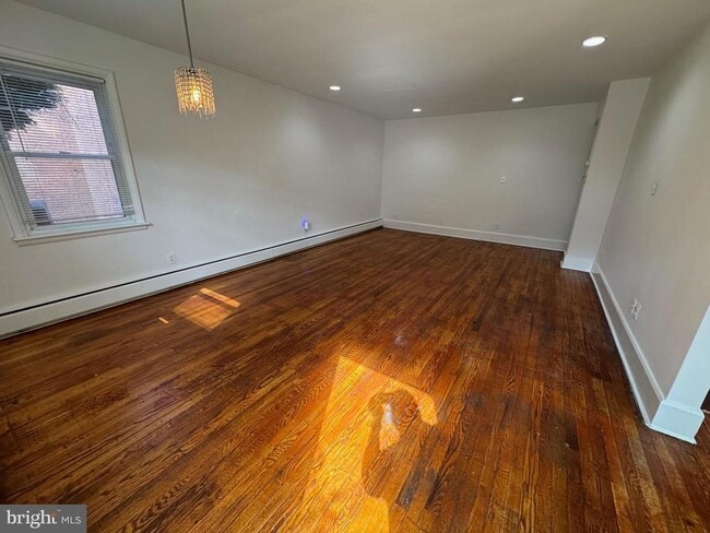 Foto del edificio - 2323 S Parkview Ave