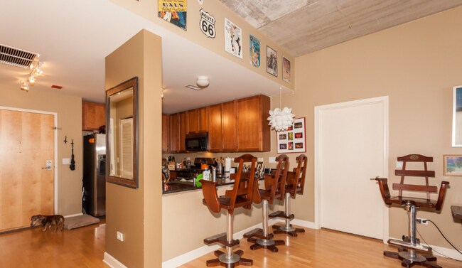 Foto del edificio - 845 N Kingsbury St