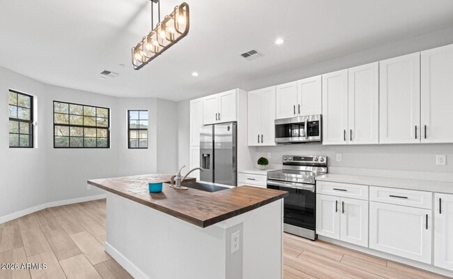 Foto del edificio - 2601 N 27th St