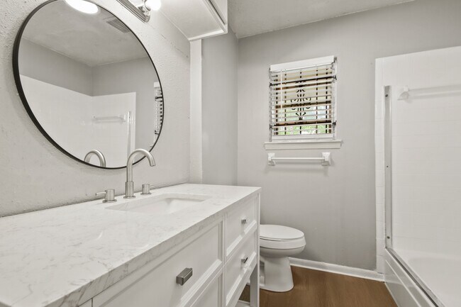 Foto del edificio - 7306 Parker Rd