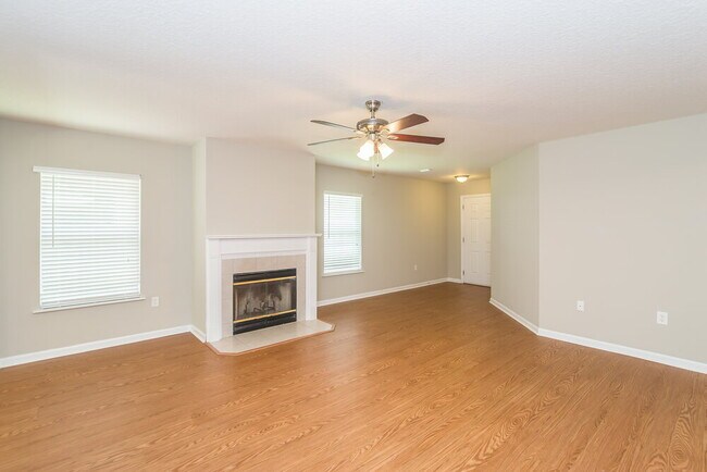 Foto del edificio - 1071 Collinswood Dr W