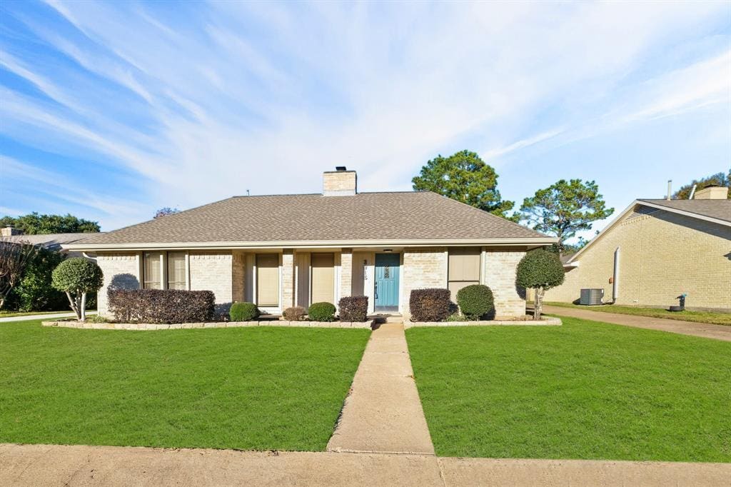 Primary Photo - 2815 Edgewood Dr