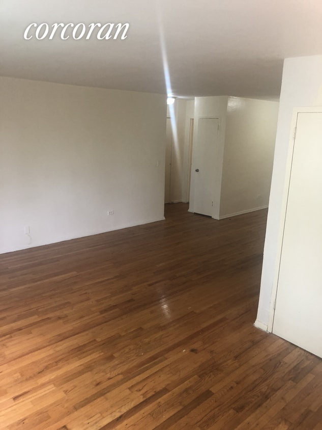 10925 Merrick Blvd Unit 5L, Queens, NY 11433 Room for Rent in Queens
