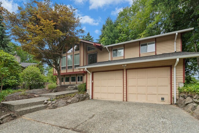 Foto del edificio - 4bd/2.5ba Bellevue Home