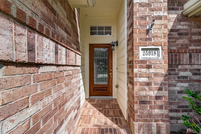 Building Photo - 25918 Silver Timbers Ln