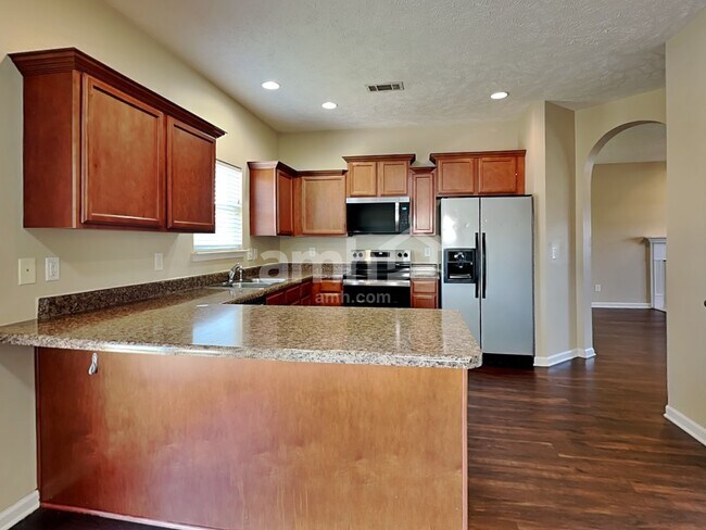 Foto del edificio - 1160 Shire Dr