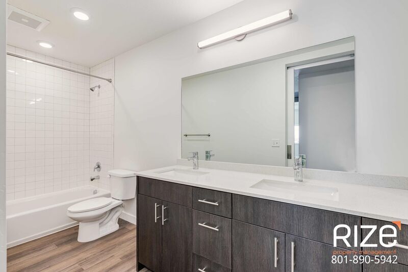 Foto principal - 365 Reed Ave N