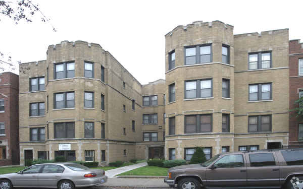 Foto principal - 8004 S Eberhart Ave