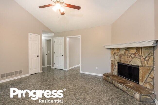 Building Photo - 3760 Cherokee Overlook Dr