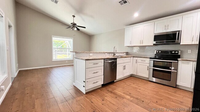 Foto del edificio - 1627 Oak Berry Cir
