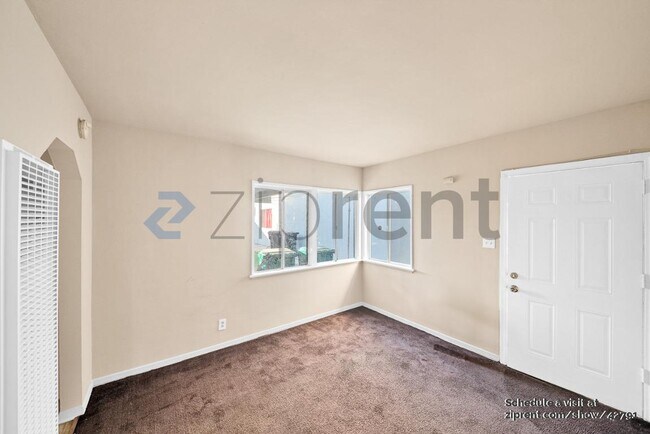 Foto del edificio - 439 E 55th St