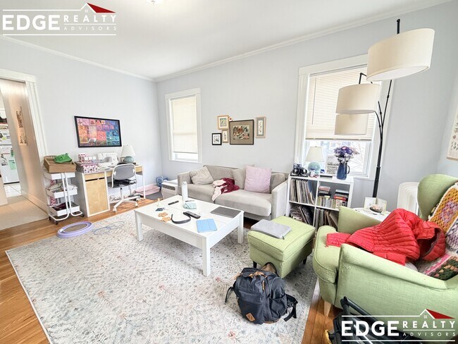 Building Photo - 232 Foster St