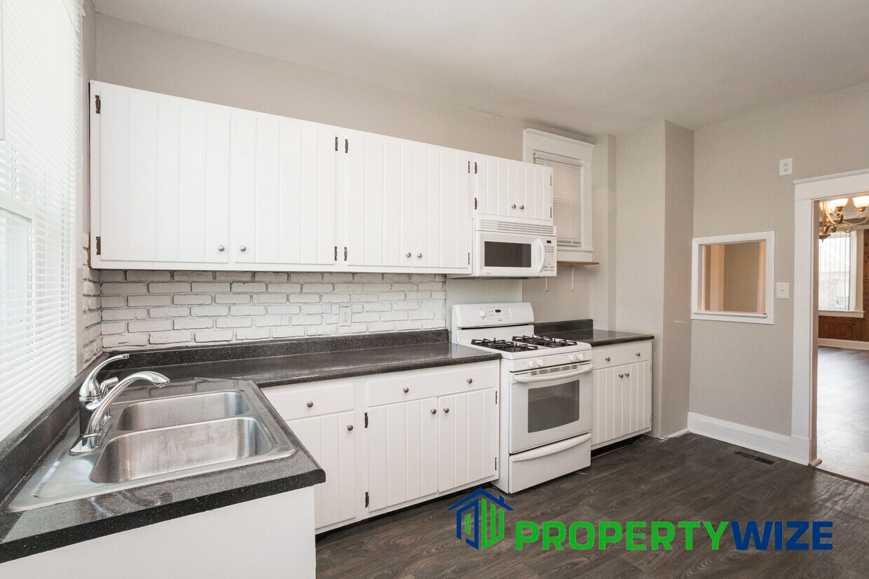 4908 Chalgrove Ave, Baltimore, MD 21215 Townhome Rentals in Baltimore