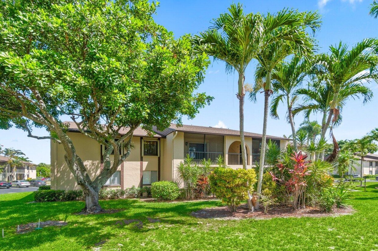 Foto principal - 432 Pine Glen Ln