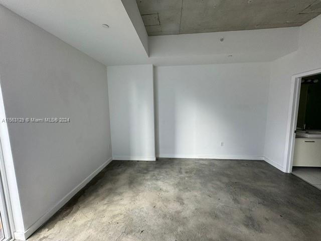 Foto del edificio - 151 SE 1st St