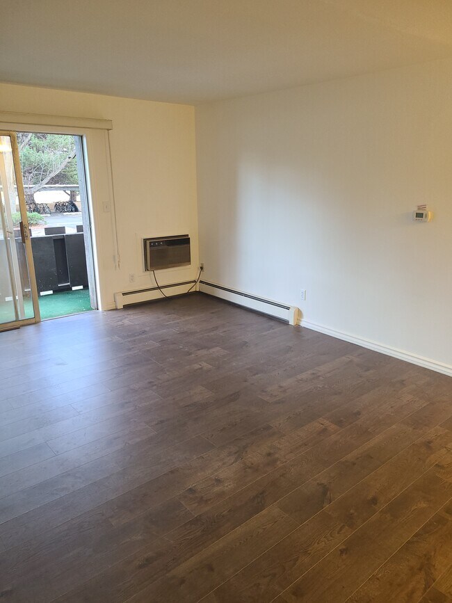 Foto del edificio - 1315 Kirkwood Dr