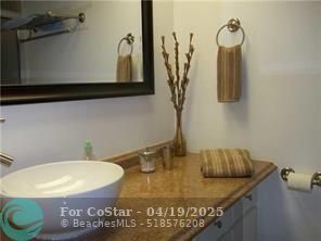 Building Photo - 2661 S Course Dr