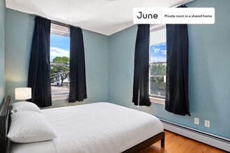Building Photo - Room in Shared 4 bed/2 bath home in Central Square (Cambridge)