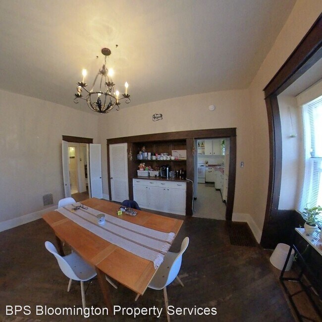 Foto del edificio - 3 br, 1 bath House - 521 E 2nd St