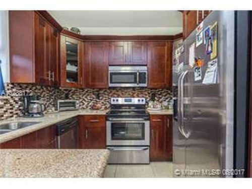 Building Photo - 11500 NW 77th St