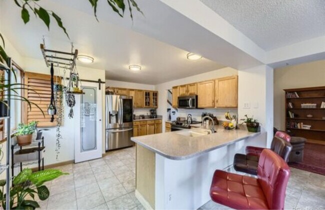 Foto del edificio - 17076 Foxton Dr