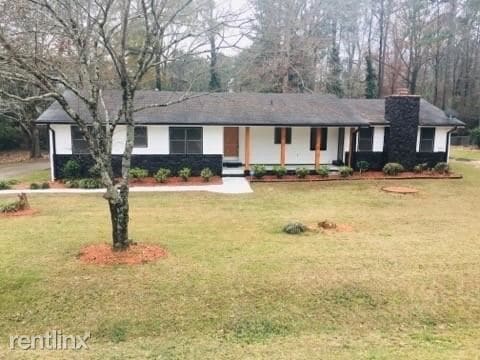 Primary Photo - 3 br, 2 bath House - 3321 Old Salem Road Se