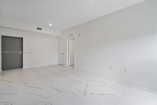 Foto del edificio - 420 SW 7th Ave