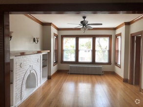 Building Photo - 5422 W Dakin St