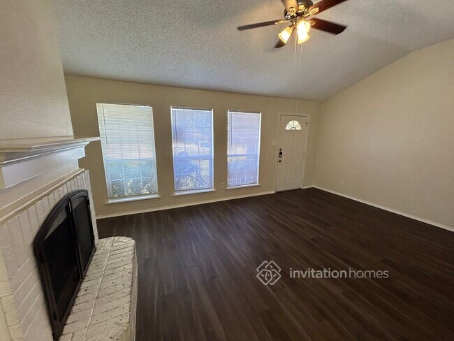 Building Photo - 12267 China Lake Dr