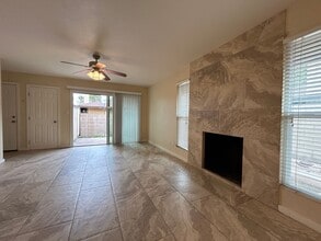 Building Photo - 1634 W Village Way