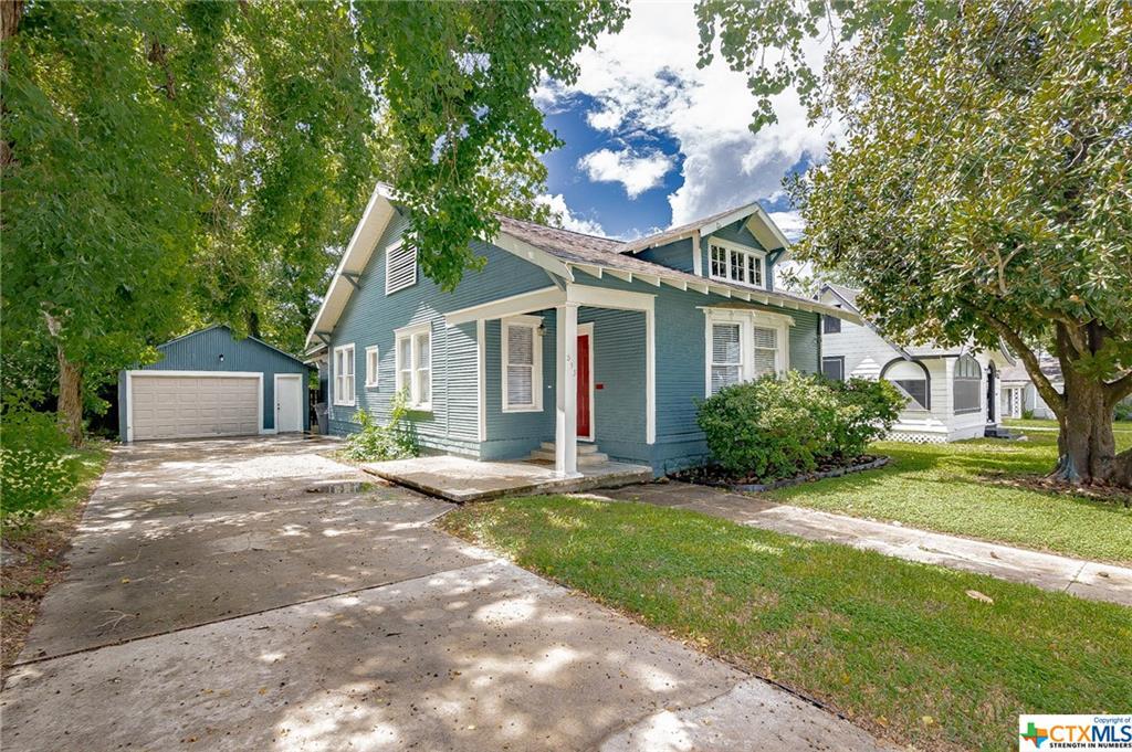 Primary Photo - 513 W Colorado St