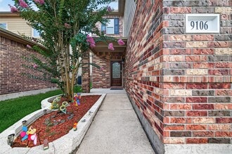 Building Photo - 9106 Fuqua Breeze Dr