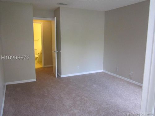 Foto del edificio - 3460 Pinewalk Dr N