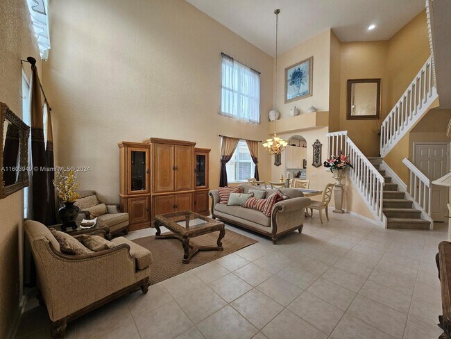 Building Photo - 15125 Newquay Ct