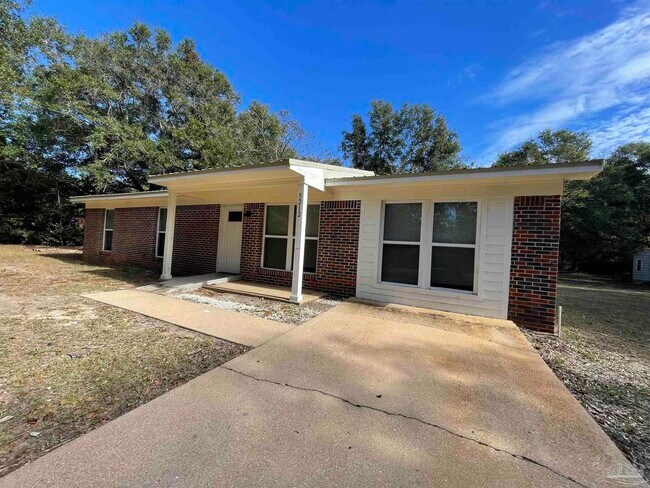 Foto del edificio - 5212 Parkway Dr