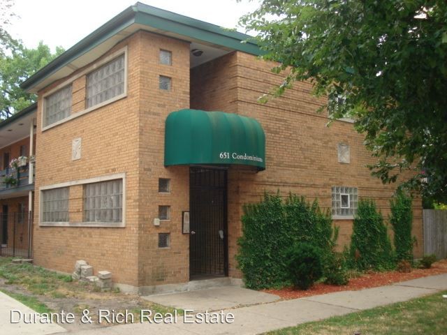 Primary Photo - 651 South Blvd