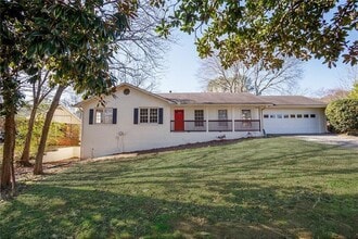 Building Photo - 410 Milton Ave