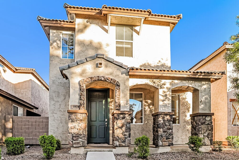 Foto principal - 10024 W Kingman St