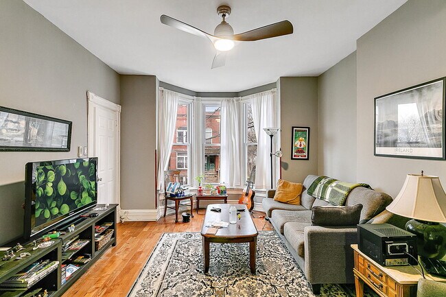 Foto del edificio - 1609 N Wood St