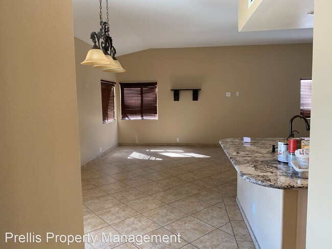 Building Photo - 4 br, 2 bath House - 574 Casabella Ct.